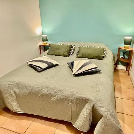 Appartement Le Petit Granet - Hyper Centre - Calme Absolu à Aix-en-Provence Extérieur photo